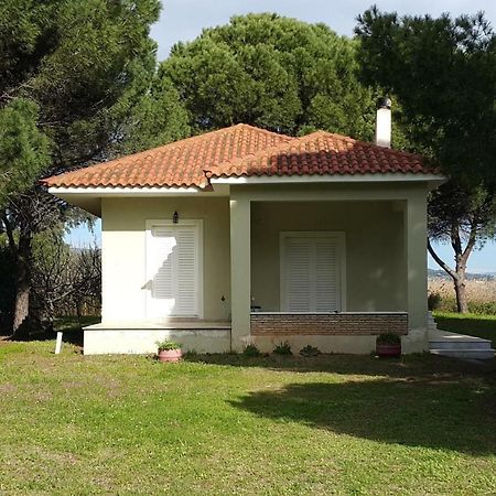 Villa Sunny Day Marathón Exterior foto